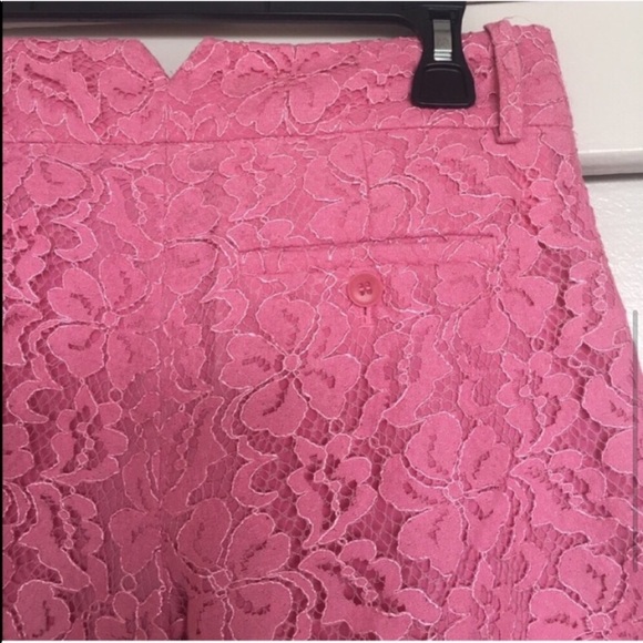 Lace Overlay Jacquard Bermuda Shorts - Picture 4 of 5